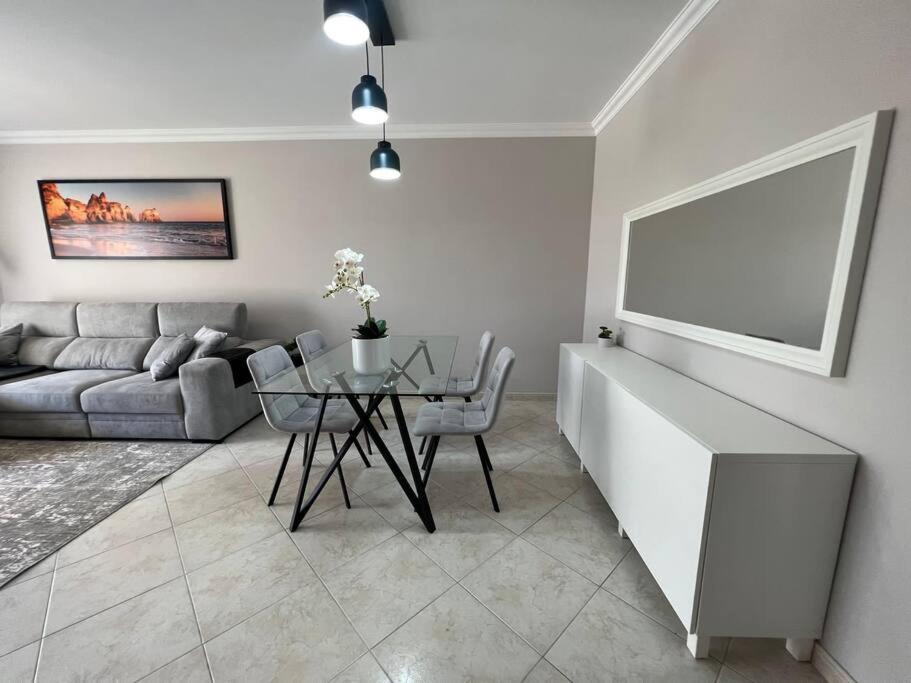 Luxury Modern Beach Apartment クアルテイラ エクステリア 写真