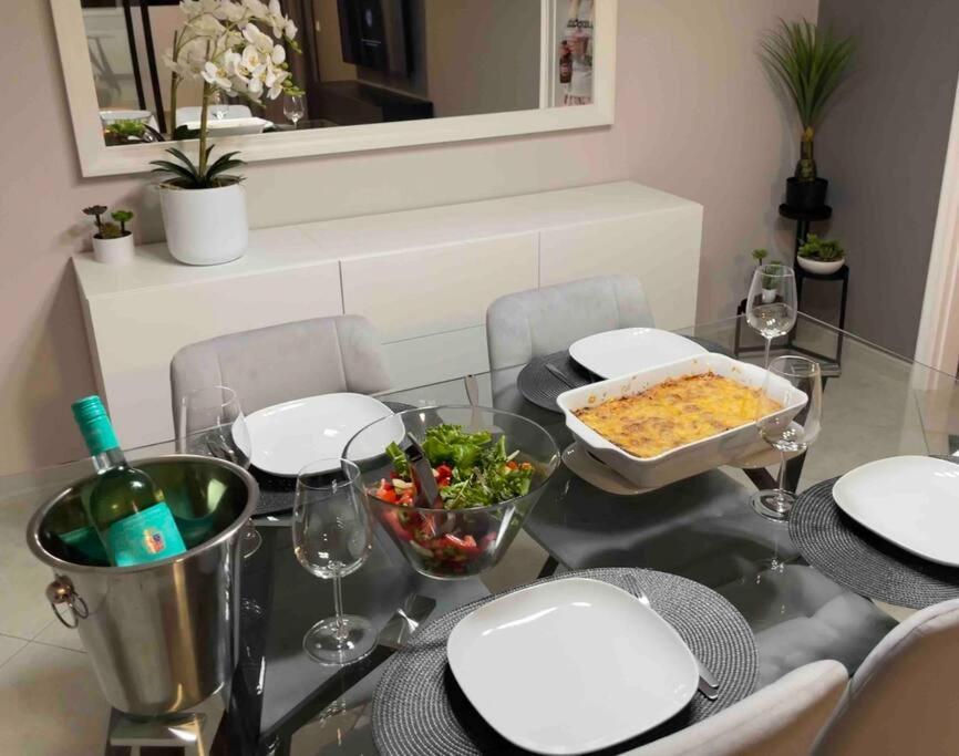 Luxury Modern Beach Apartment クアルテイラ エクステリア 写真