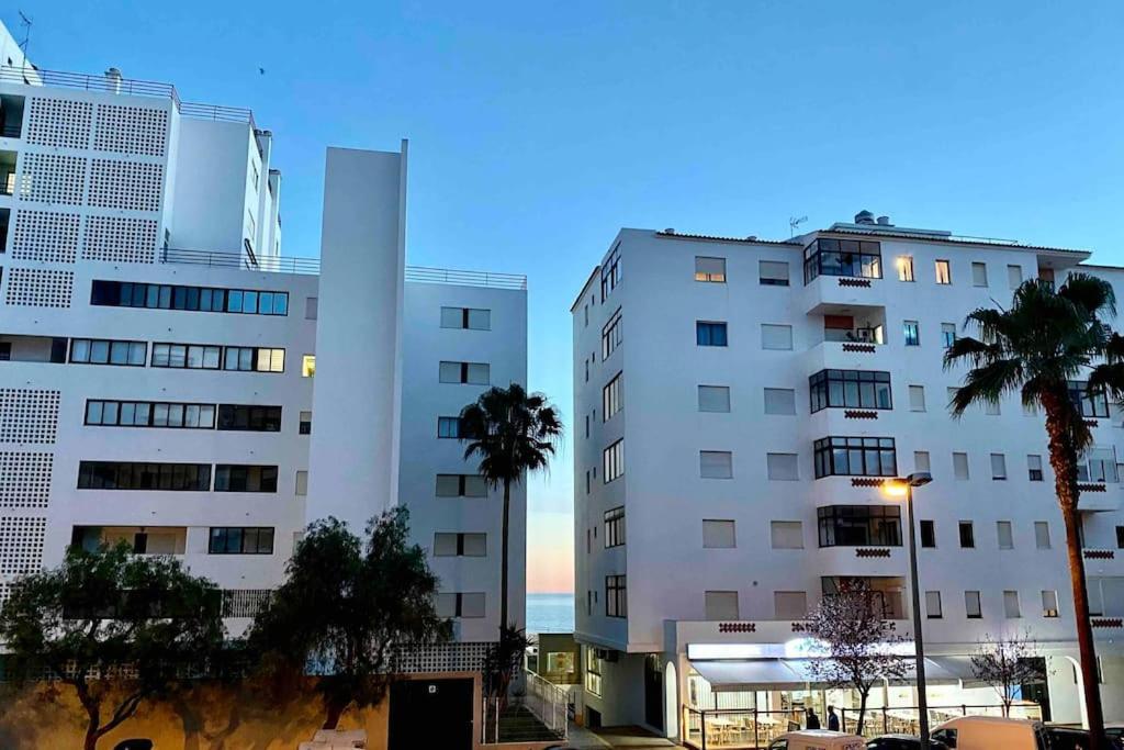 Luxury Modern Beach Apartment クアルテイラ エクステリア 写真