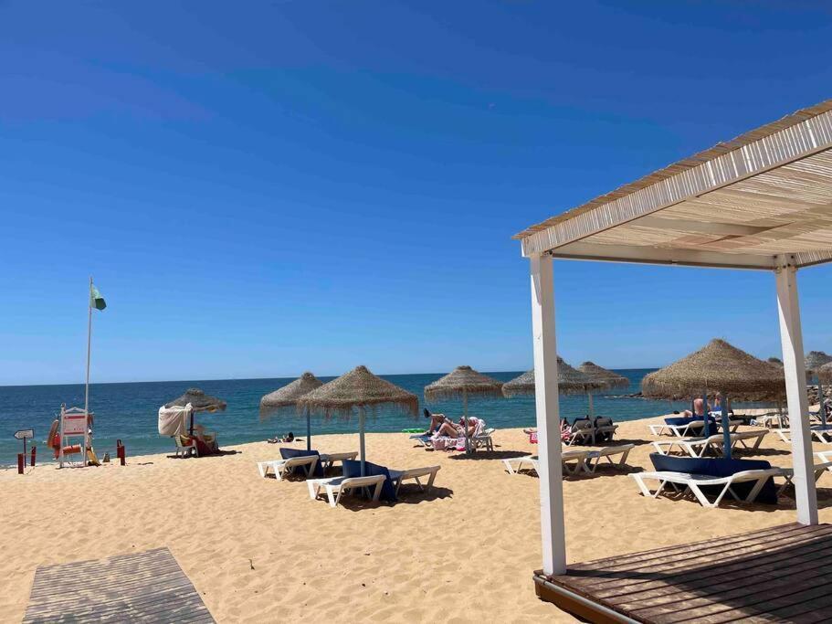 Luxury Modern Beach Apartment クアルテイラ エクステリア 写真